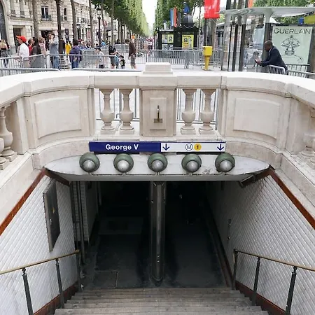 アパート 5 Minutes Champs Elysees Flat